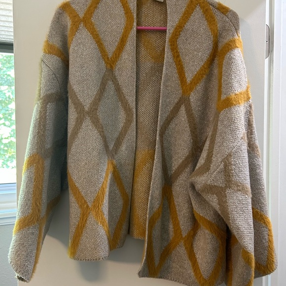 Akemi & Kin Geometric Patterned Gray and Gold Women's Sweater - Picture 1 of 3